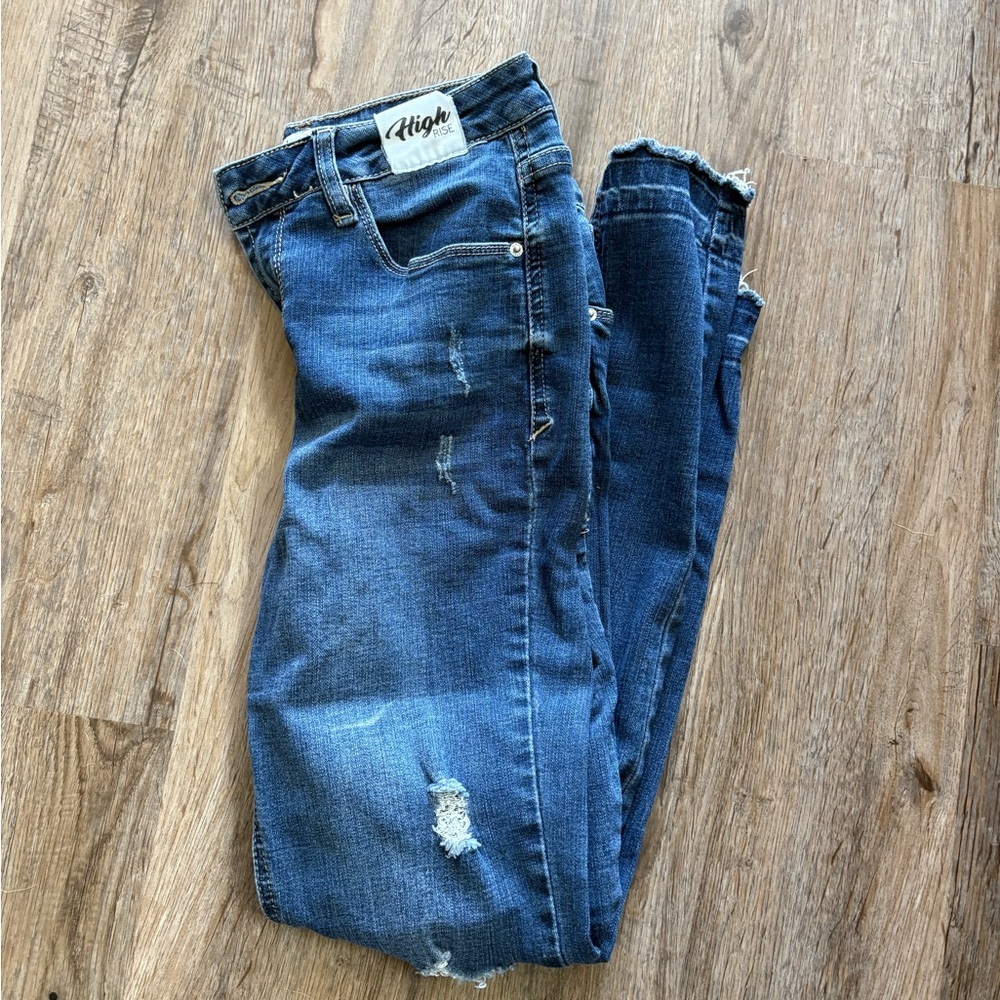 Kensie High Rise Distressed Blue Jeans